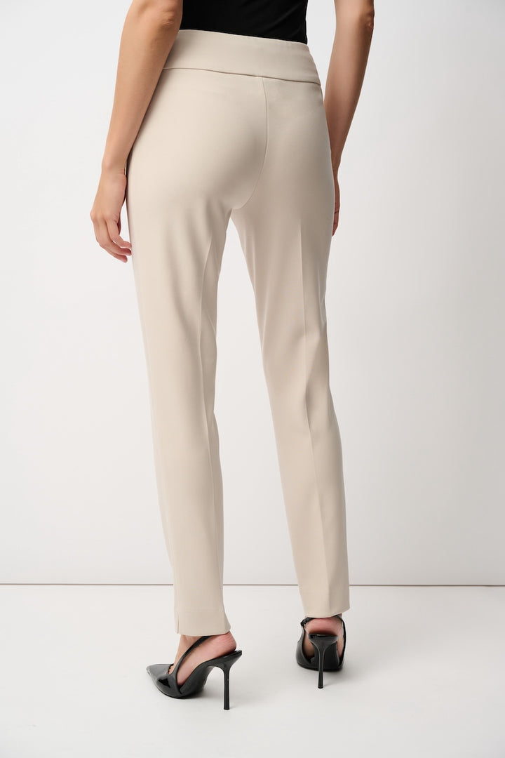 Le pantalon tailleur ajusté Joseph Ribkoff | Hots | 144092NOS
