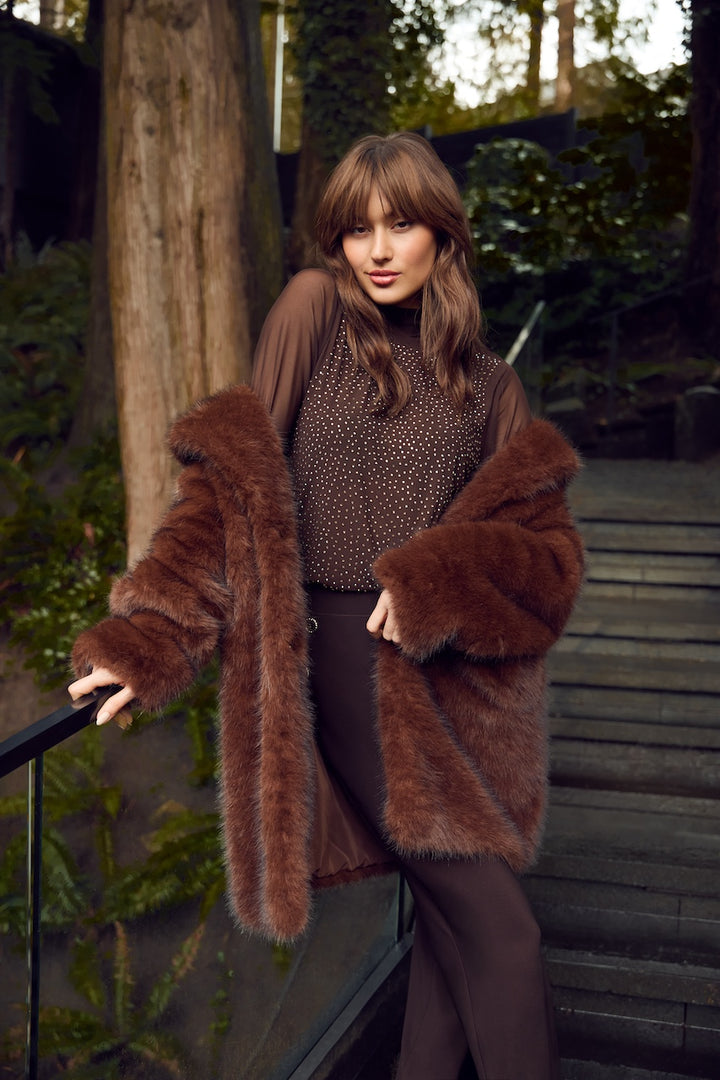 Le manteau en fausse fourrure Frank Lyman | 253836