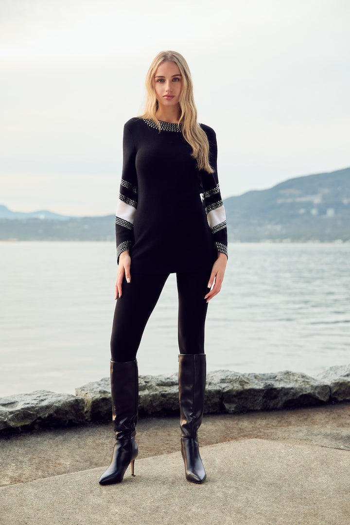 Le chandail col orné de bijoux Frank Lyman|253839