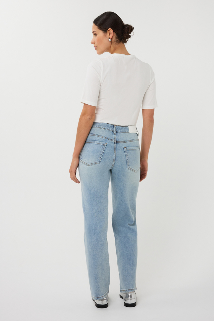 Le jean coupe intemporelle Esqualo | 2612009