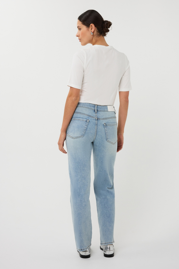 Le jean coupe intemporelle Esqualo | 2612009