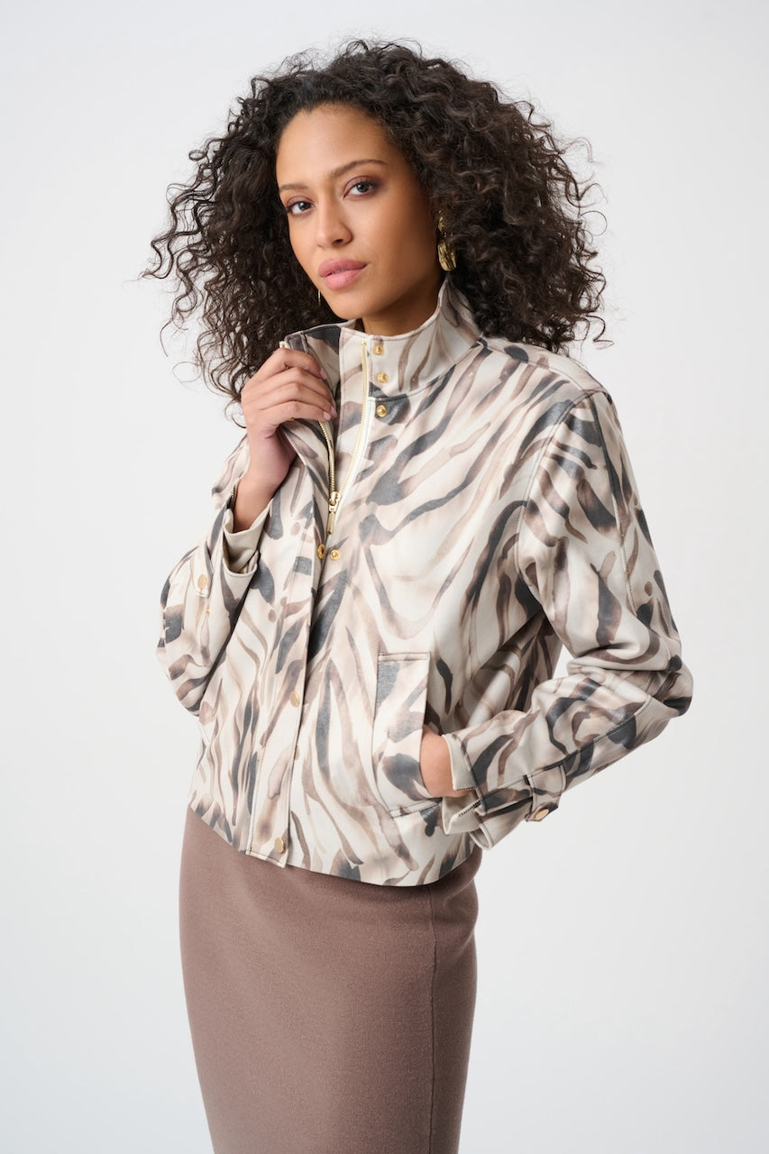 Le blouson en faux suède imprimé animal métallisé Joseph Ribkoff | 263944