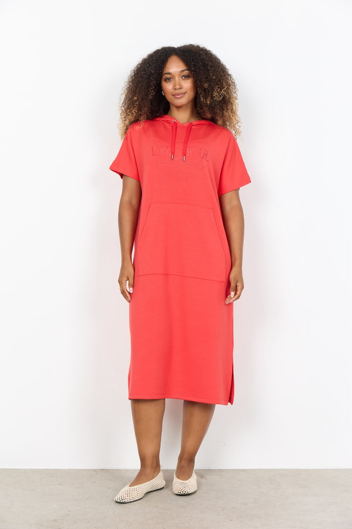 La robe décontractée à capuchon Soya Concept | 27586