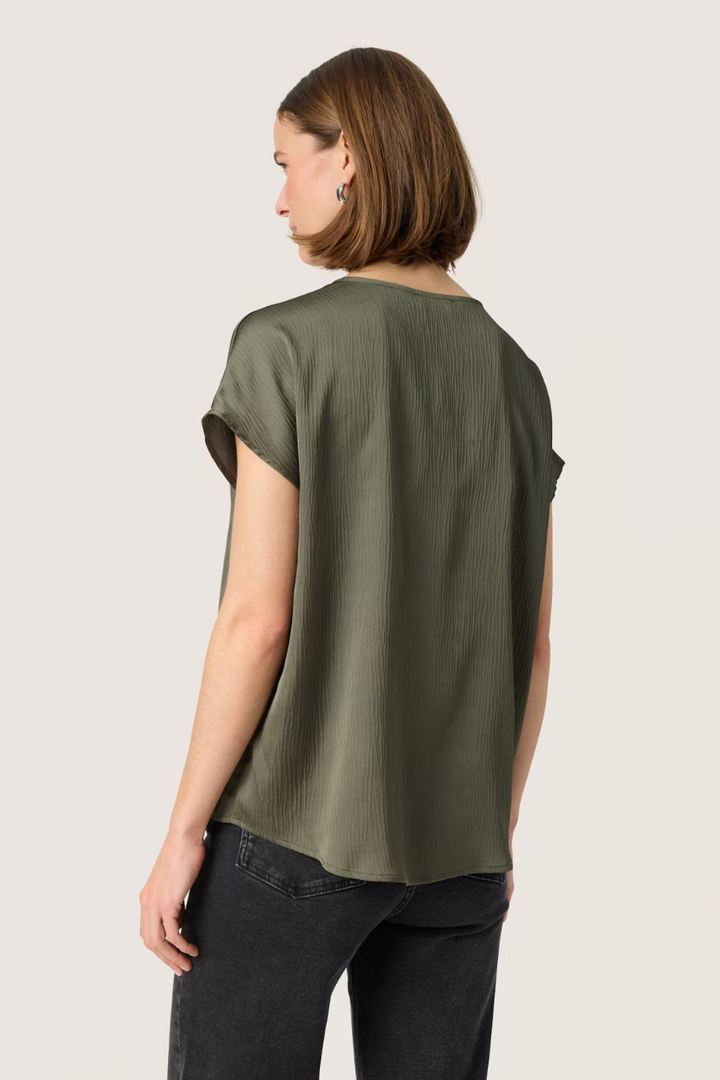 La blouse à encolure en V SOAKED | 30407198