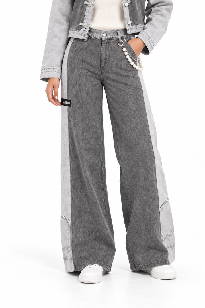 Le pantalon à jambe large avec détails perlés Tricotto | 96029