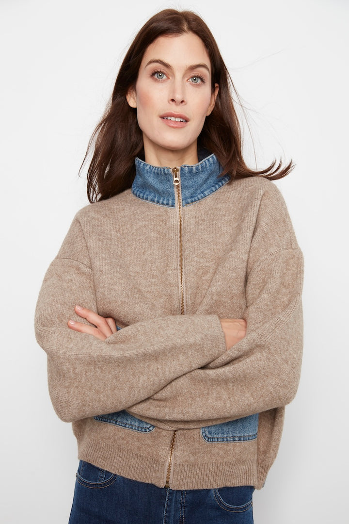 La veste en maille zippée Charlie B | C2045-716C