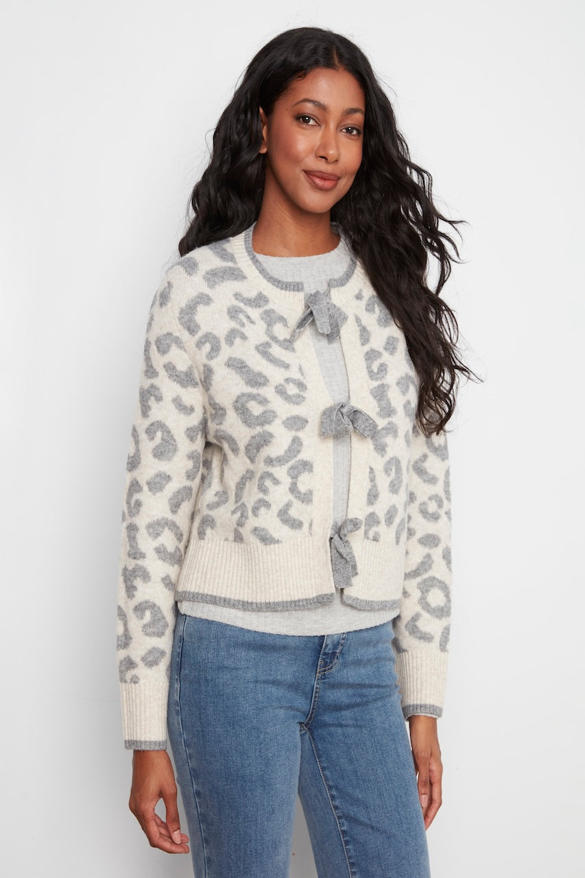 Le cardigan en maille à nouer Charlie B | C2933RP-690C