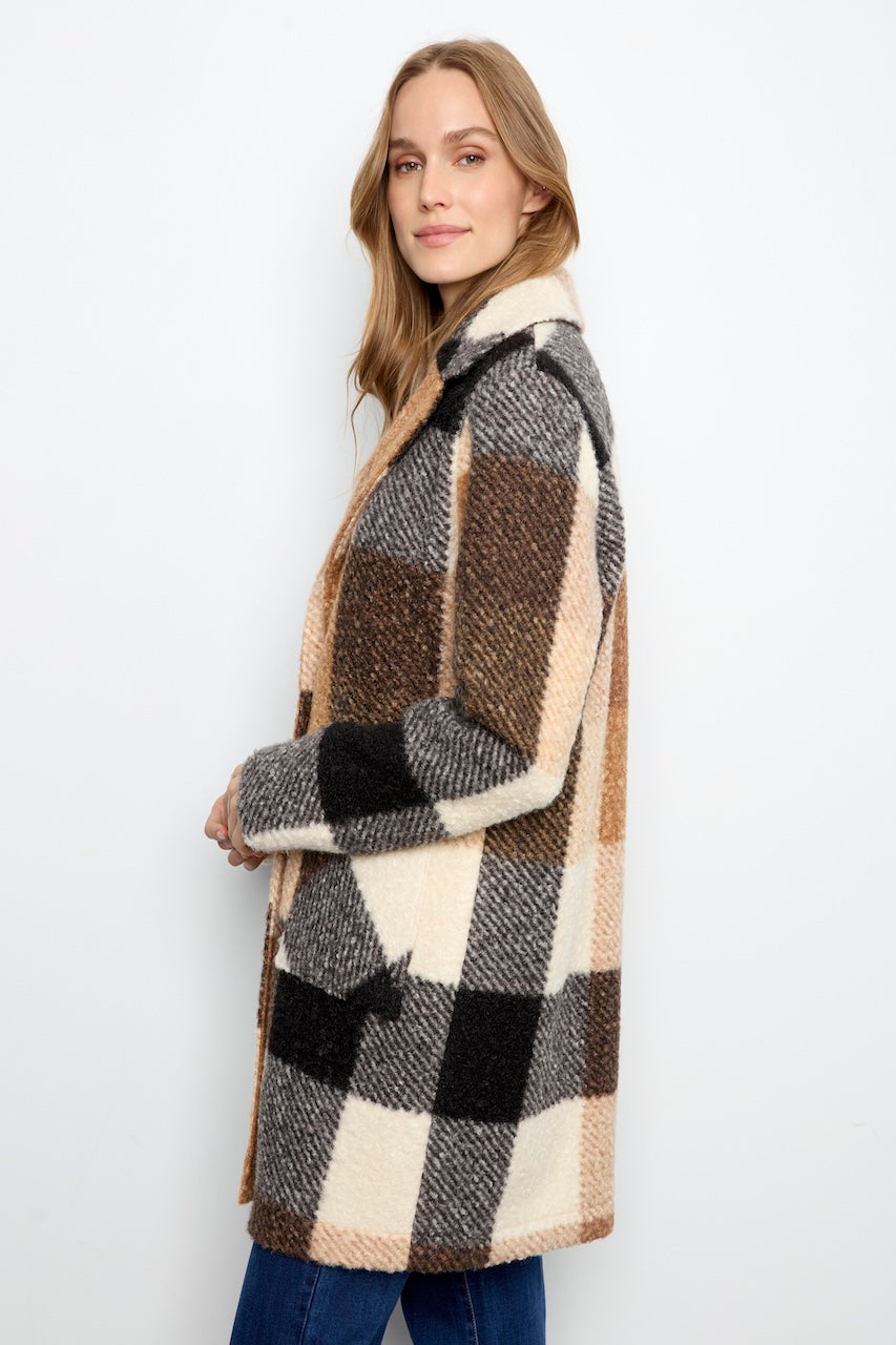 Le manteau à carreaux en bouclé Charlie B | C6141ZR-707B