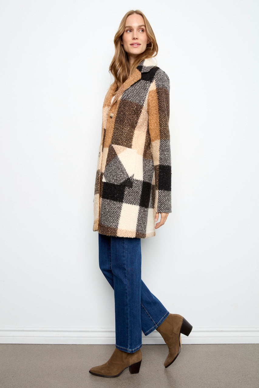 Le manteau à carreaux en bouclé Charlie B | C6141ZR-707B