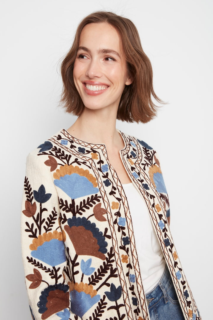 La veste brodée en coton Charlie B | C6368RR-313C