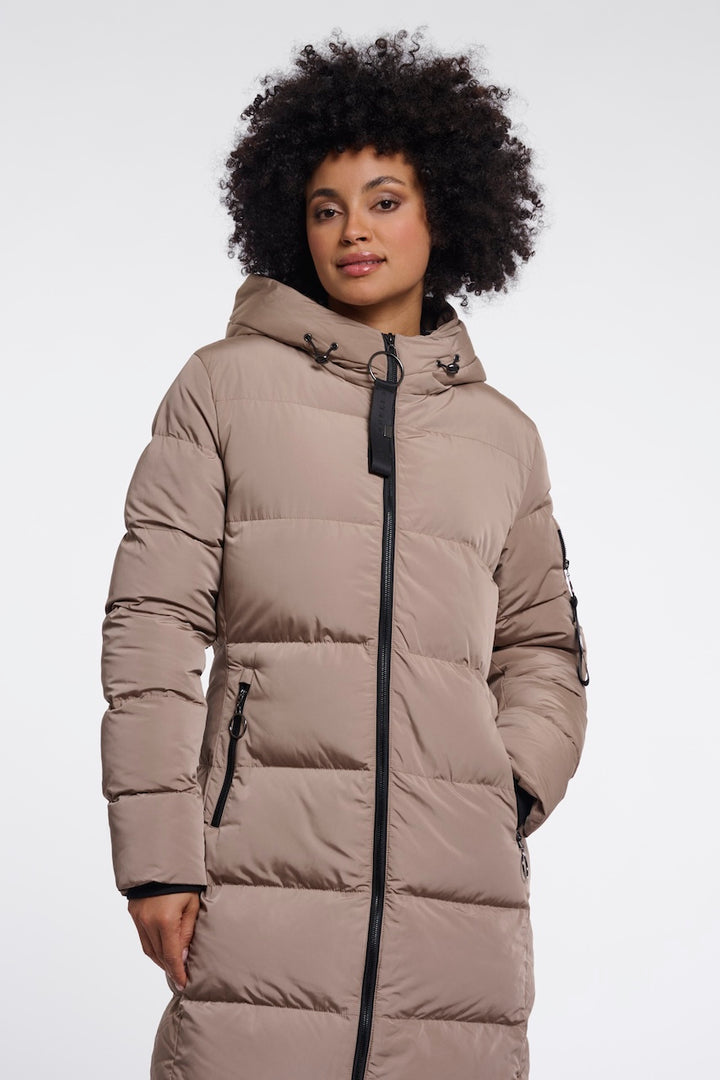 Le manteau long matelassé à capuchon Rino & Pelle | JADE-7002612