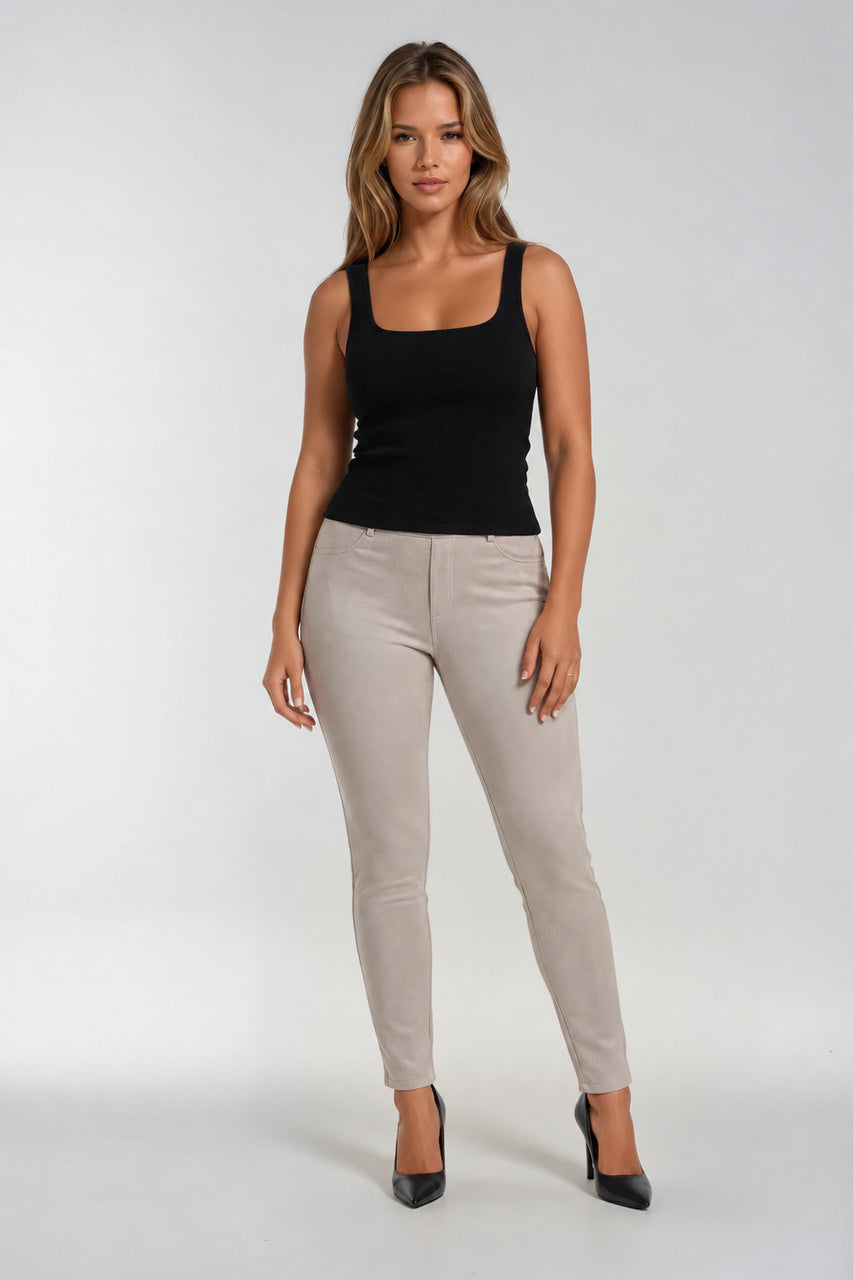 Le pantalon ajusté effet suède Ness | N120319