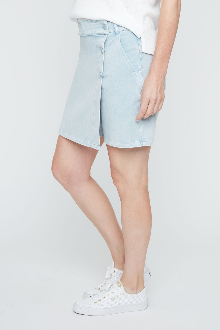 La jupe-short portefeuille de Renuar | R2546KD-E3020