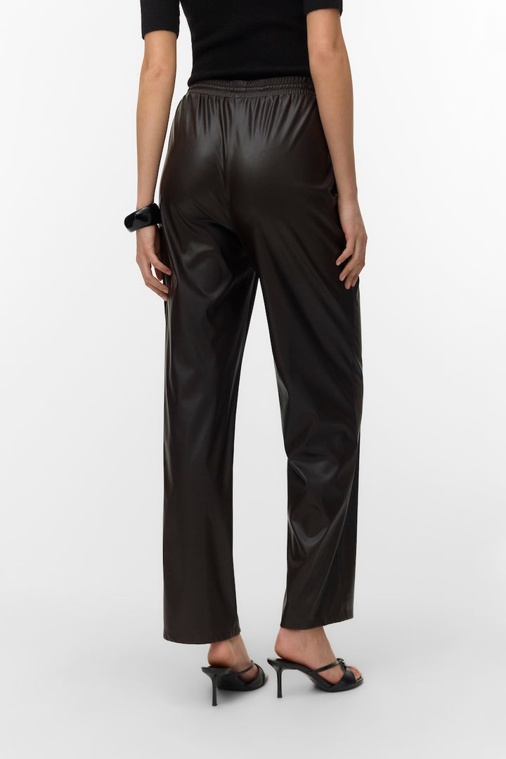 Le pantalon effet cuir Vero Moda | 10352474