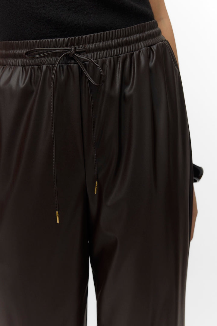 Le pantalon effet cuir Vero Moda | 10352474