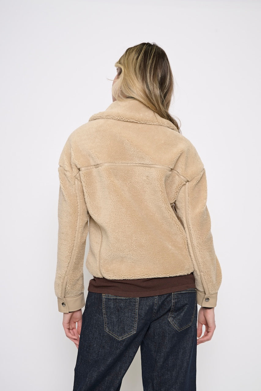 La veste en sherpa à détails effet cuir Picadilly | YL419