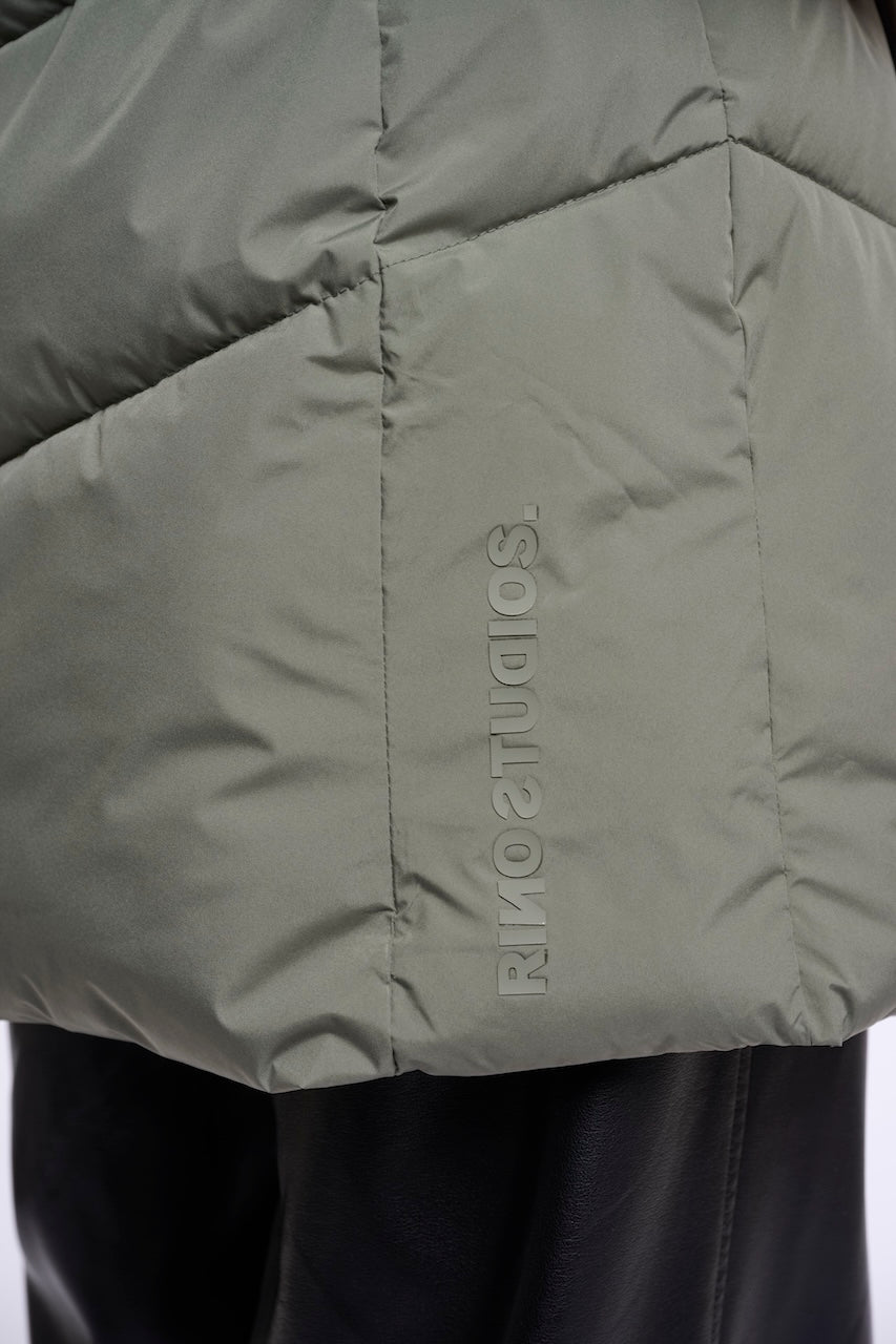 Le manteau matelassé à capuchon amovible Rino & Pelle | YASMINA-7002612