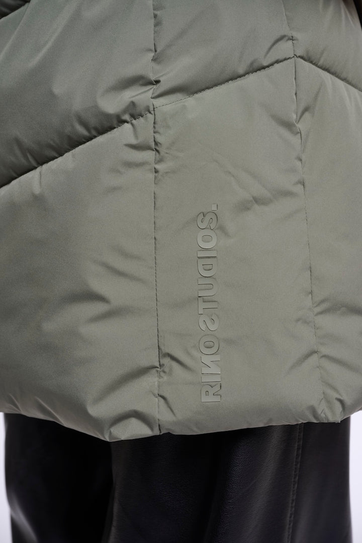 Le manteau matelassé à capuchon amovible Rino & Pelle | YASMINA-7002612