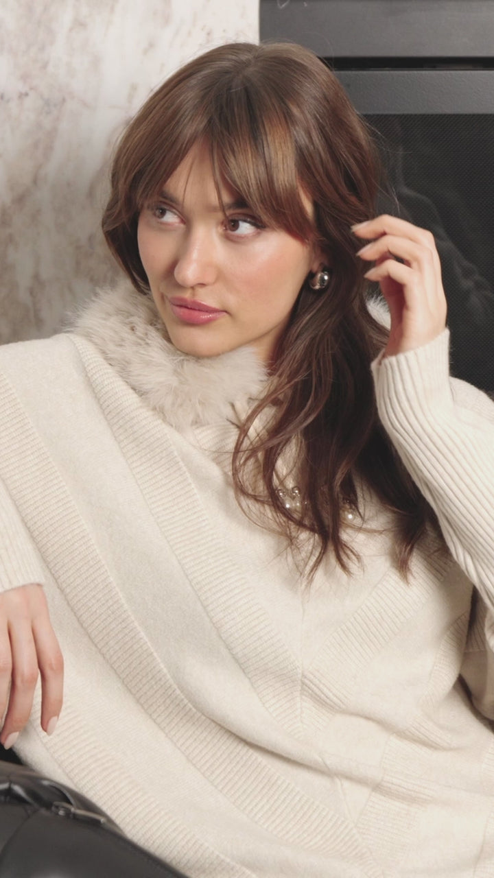 Le pull capuche avec fourrure Frank Lyman | 253780